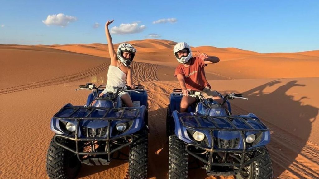 Quad nel deserto del Sahara a Merzouga