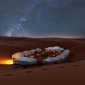 Paseo en camello y noche en el desierto Merzouga en Marruecos